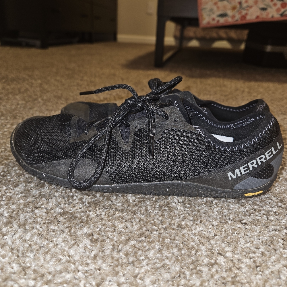 Merrell Vaporglove Women's Black Sneakers